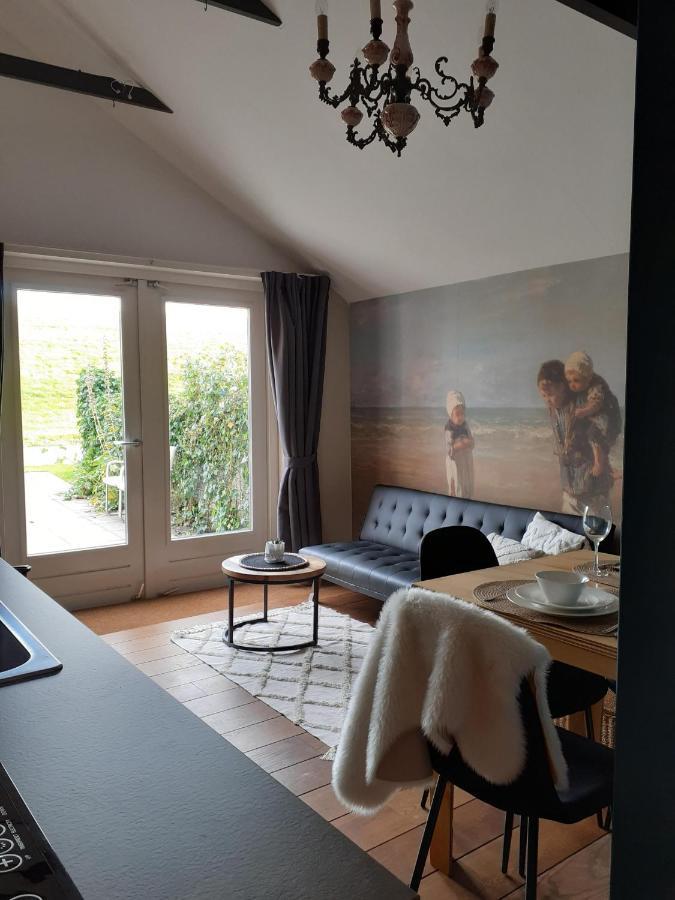 Apartment By Us Thus Anjum